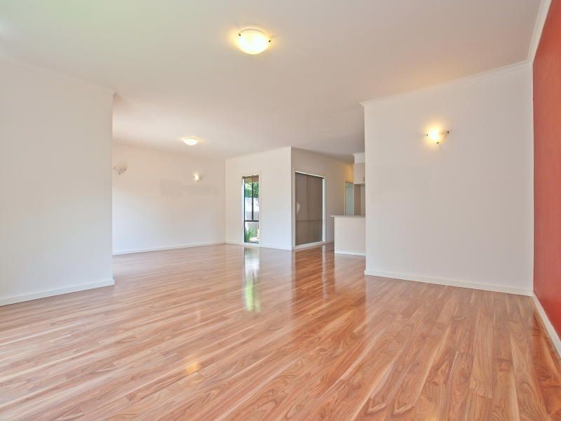 4a Madden Street, Seaford VIC 3198