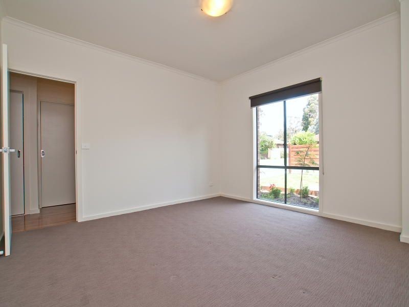 4a Madden Street, Seaford VIC 3198