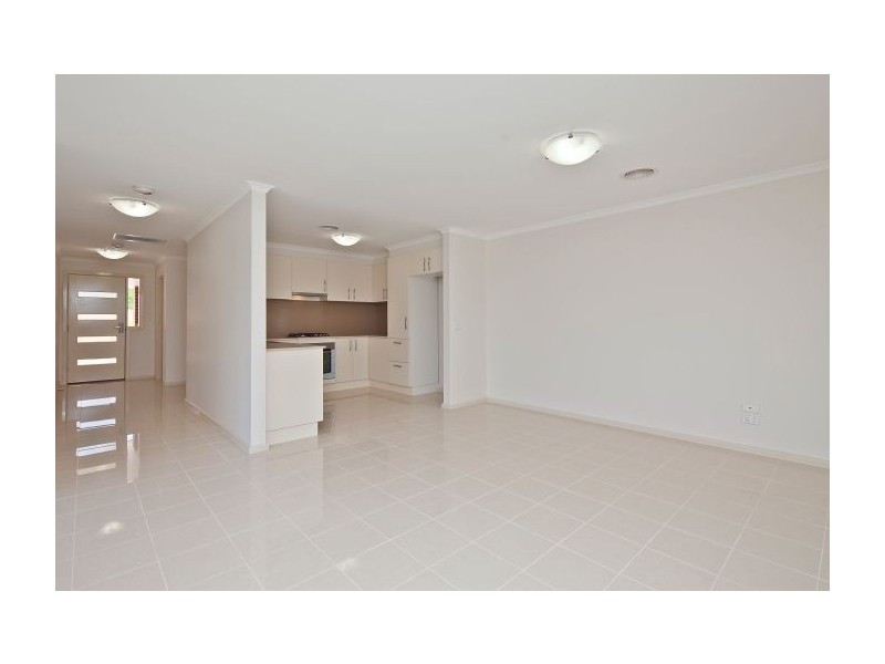 2/65 Chelsea Road, Chelsea VIC 3196