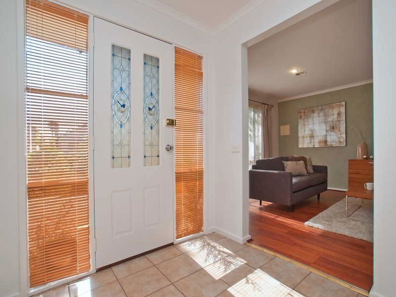 1/28 Canberra Street, Patterson Lakes VIC 3197
