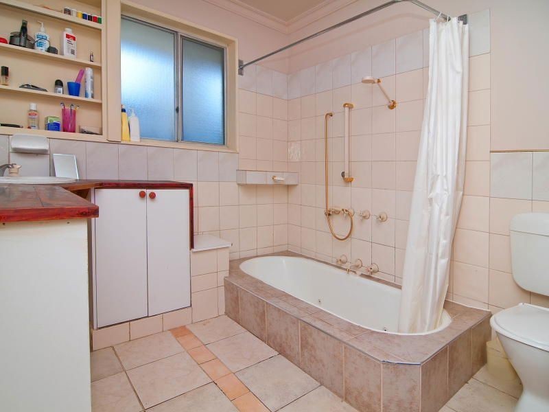 1 Gerald Crt, Chelsea Heights VIC 3196