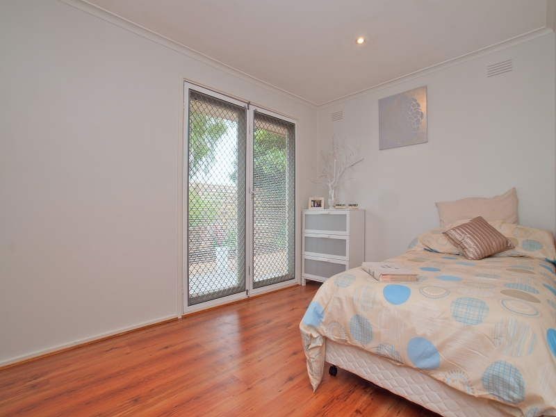 1/34 Golden Avenue, Bonbeach VIC 3196