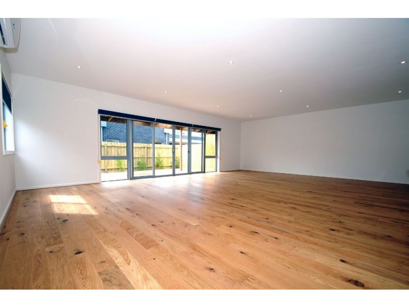1/27 Eel Race Road, Carrum VIC 3197