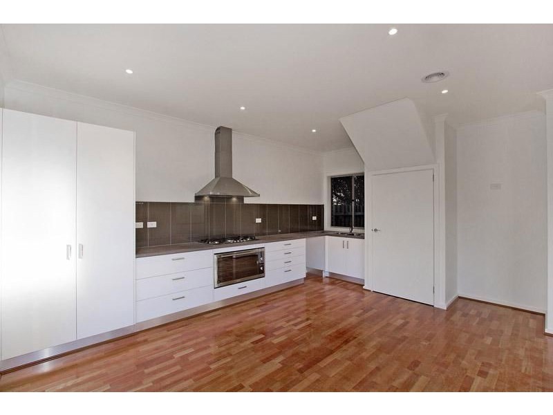 131B Embankment Grove, Chelsea VIC 3196