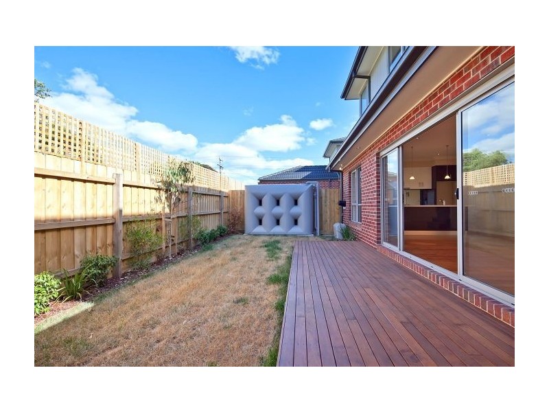 2/29 Glenola Road, Chelsea VIC 3196