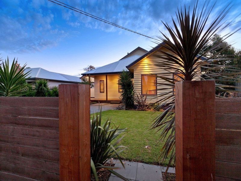 28 Scotch Parade, Bonbeach VIC 3196