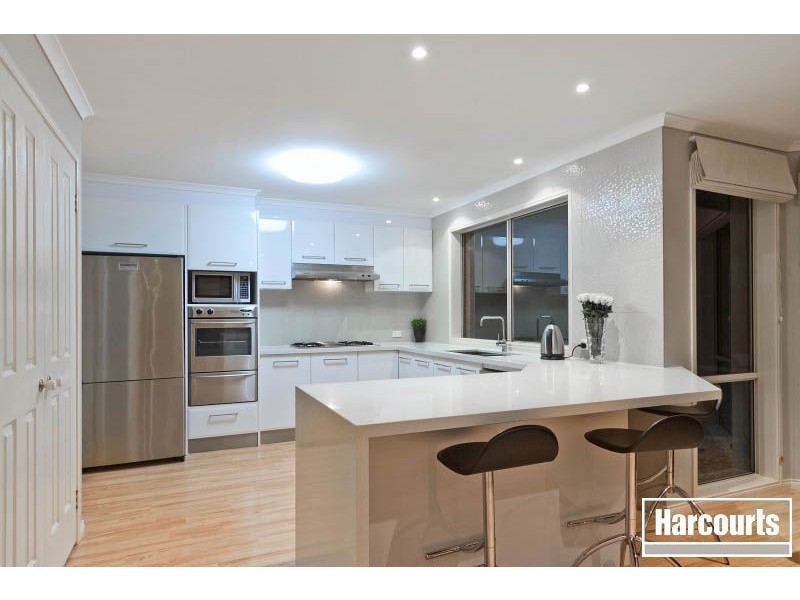 14 Stephanie Court, Patterson Lakes VIC 3197