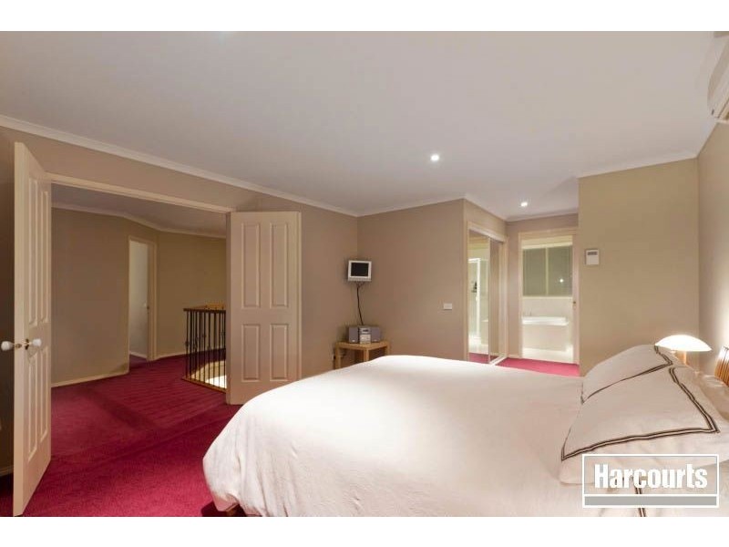 14 Stephanie Court, Patterson Lakes VIC 3197