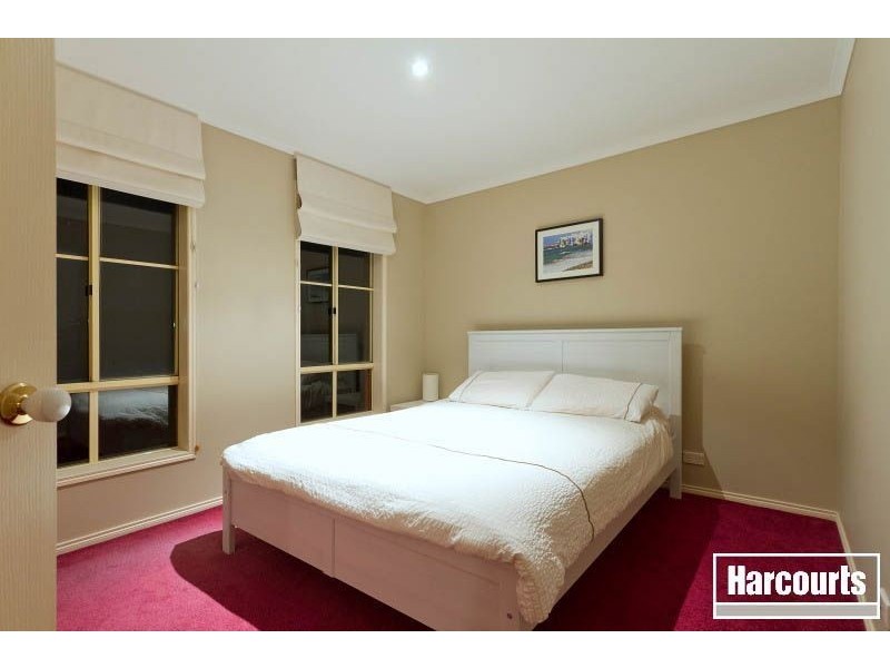 14 Stephanie Court, Patterson Lakes VIC 3197