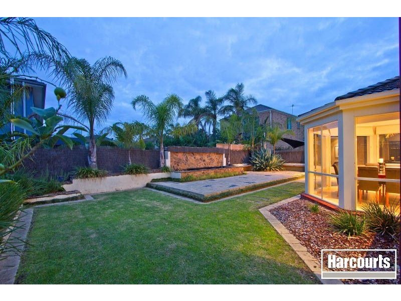 14 Stephanie Court, Patterson Lakes VIC 3197