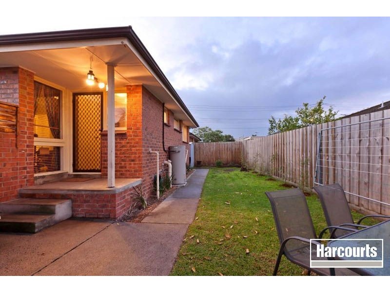 2/74 Thames Promenade, Chelsea VIC 3196