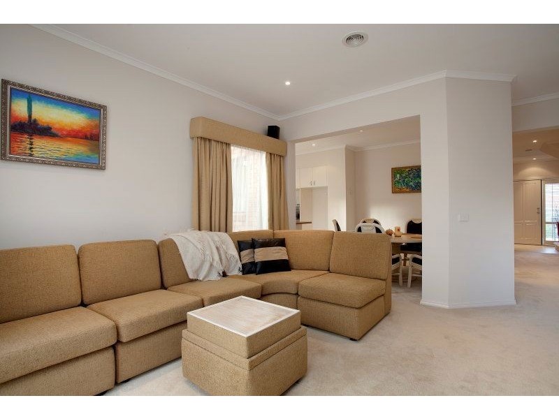 40 Baltusrol Cct, Heatherton VIC 3202