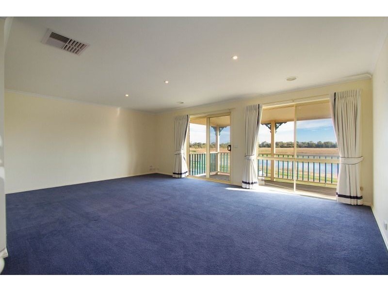 1 Trinity Court, Patterson Lakes VIC 3197