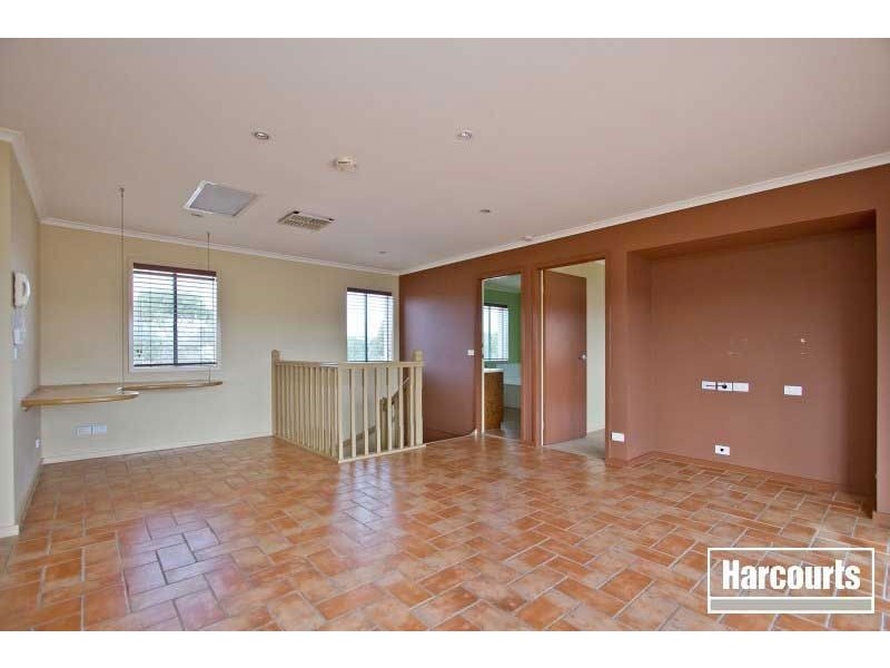 8 Coral Island Court, Patterson Lakes VIC 3197