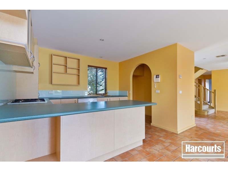 8 Coral Island Court, Patterson Lakes VIC 3197