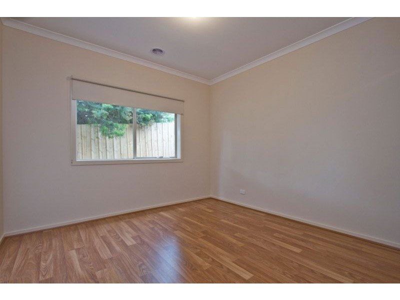 2/2 Limerwick Court, Frankston VIC 3199