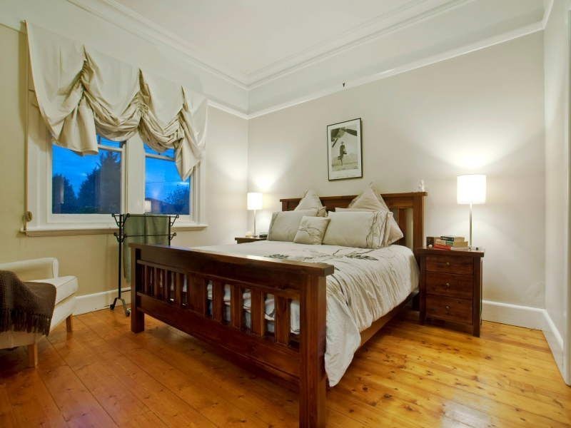 18 Embankment Grove, Chelsea VIC 3196