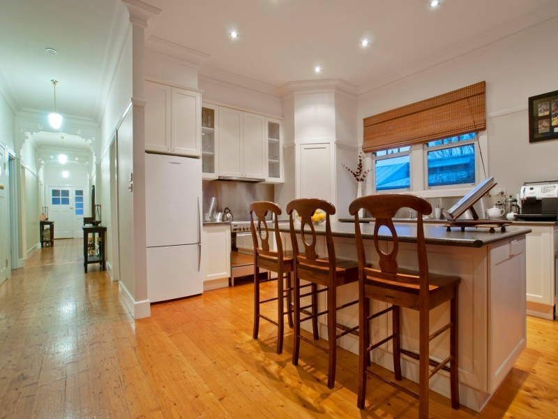 18 Embankment Grove, Chelsea VIC 3196