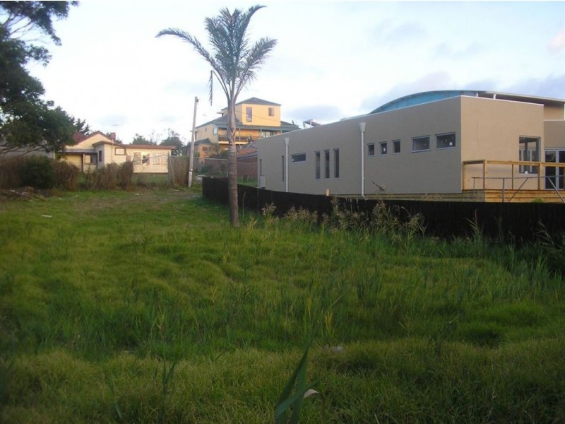 1 Ti Tree Grove, Seaford VIC 3198