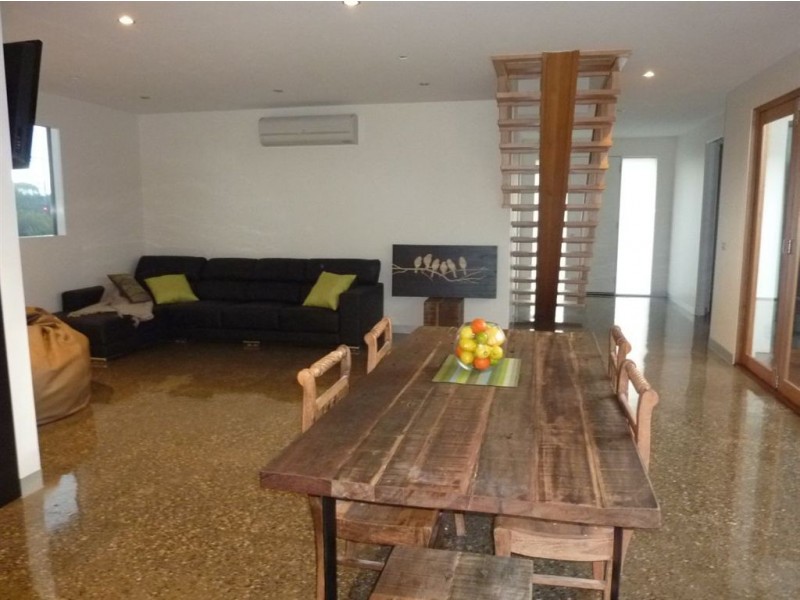 2/472 Station Street, Bonbeach VIC 3196