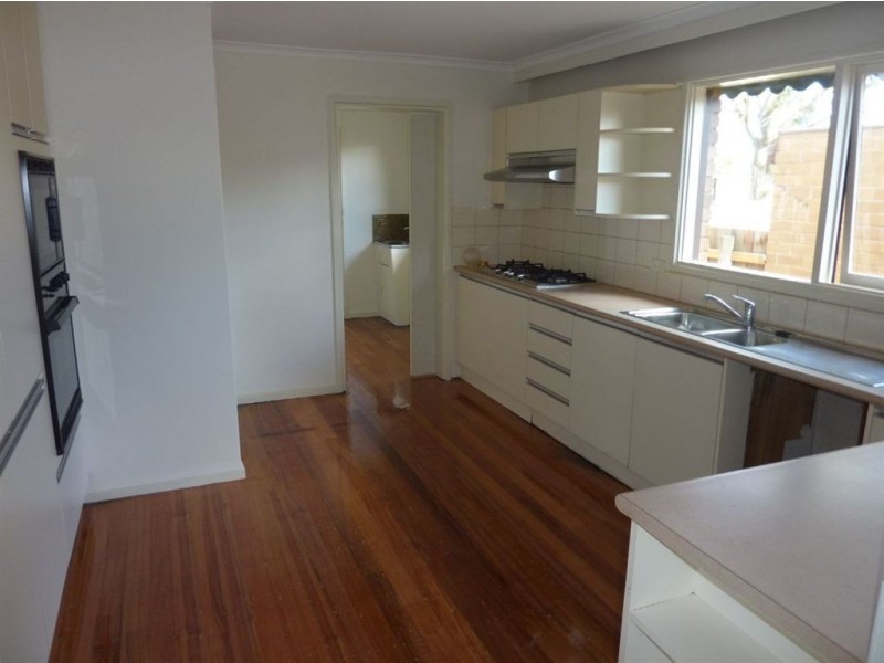 10 McBride Crescent, Seaford VIC 3198