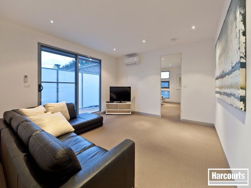 38 Tramway Parade, Beaumaris VIC 3193