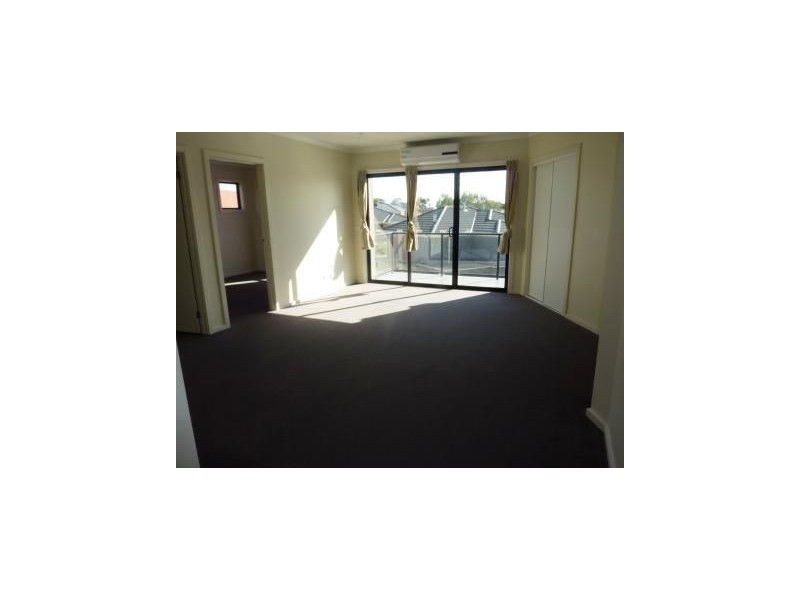 28/27-29 Golden Grove, Springvale South VIC 3172