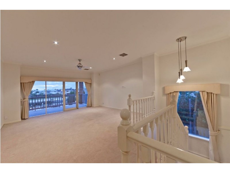 10 Coral Island Court, Patterson Lakes VIC 3197