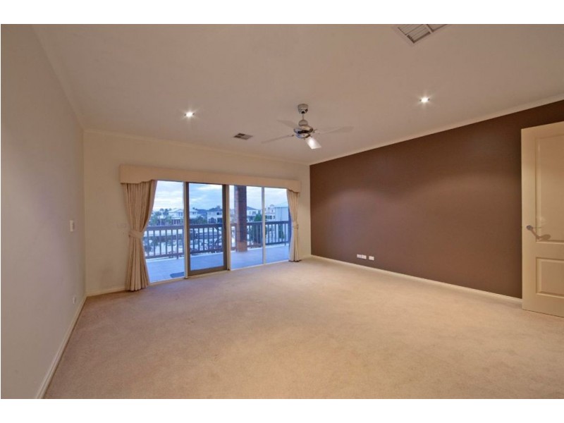 10 Coral Island Court, Patterson Lakes VIC 3197