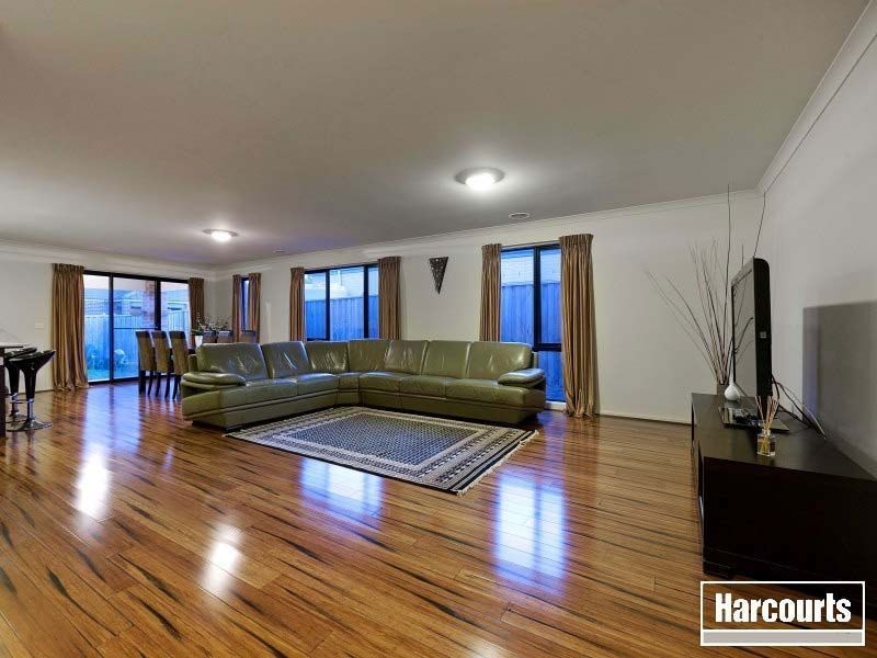 13 Wodalla Place, Lyndhurst VIC 3975