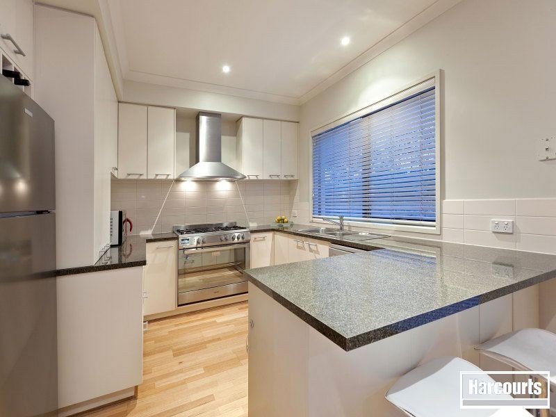 54 Seaford Grove, Seaford VIC 3198