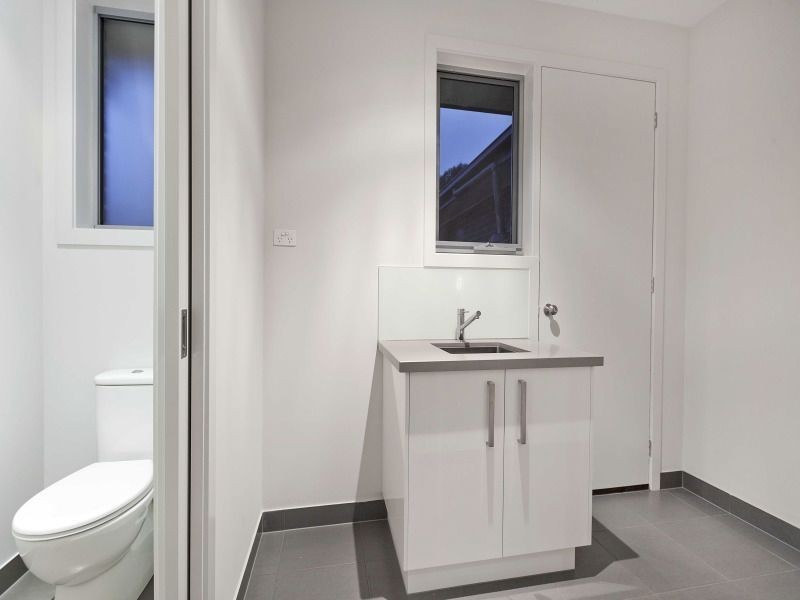 2/49 Golden Ave, Chelsea VIC 3196