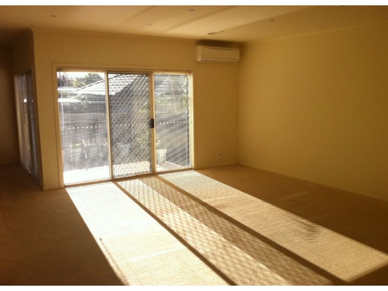 4/82 East Road, Seaford VIC 3198