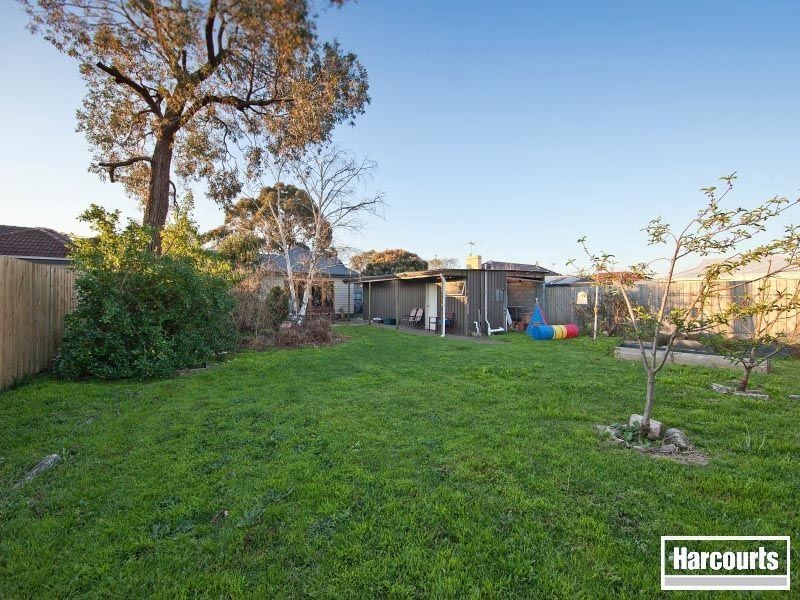 102 Elsie Grove, Chelsea VIC 3196