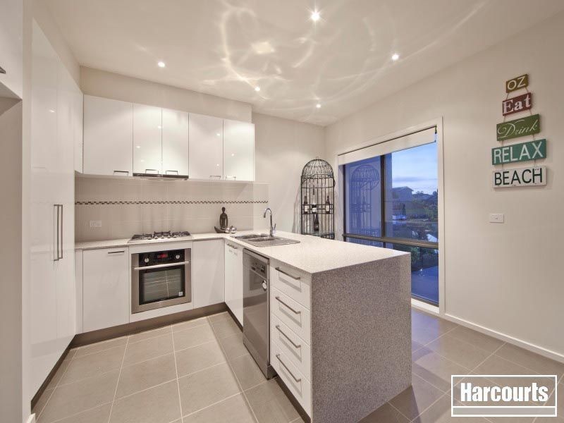 3/10 Rhode Island, Patterson Lakes VIC 3197