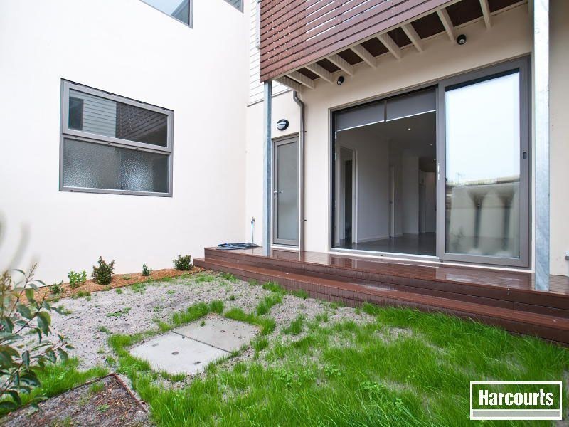 2/3 Joyce Street, Carrum VIC 3197