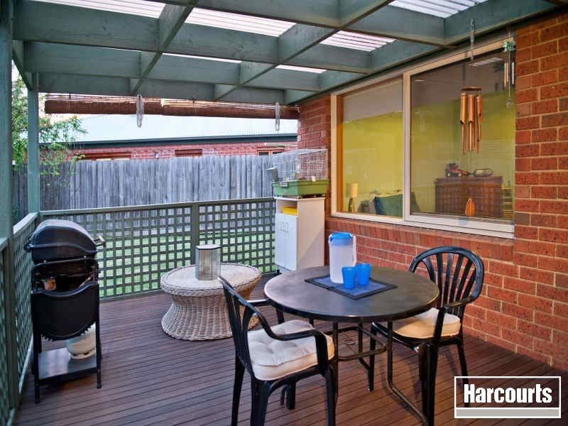 15 Zeus Crt, Chelsea Heights VIC 3196