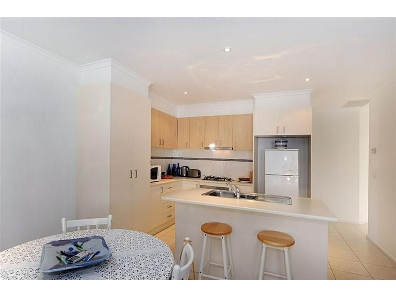 2/5 McRae Street, Seaford VIC 3198