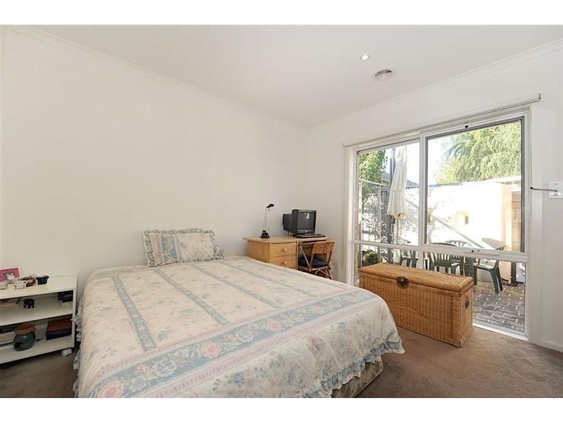 2/5 McRae Street, Seaford VIC 3198