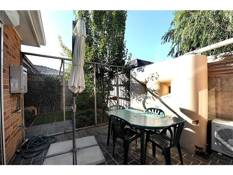 2/5 McRae Street, Seaford VIC 3198