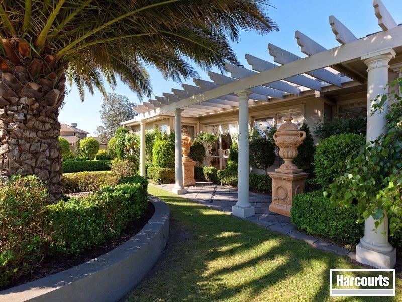 169 Palm Beach Drive, Patterson Lakes VIC 3197
