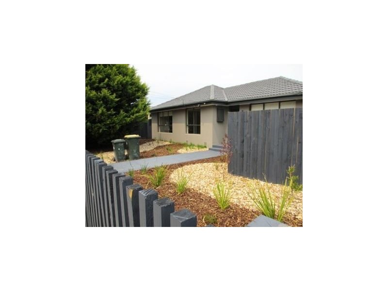 1/102 Austin Road, Seaford VIC 3198