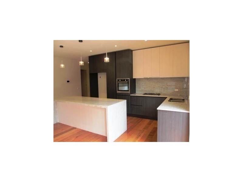 2/102 Austin Road, Seaford VIC 3198
