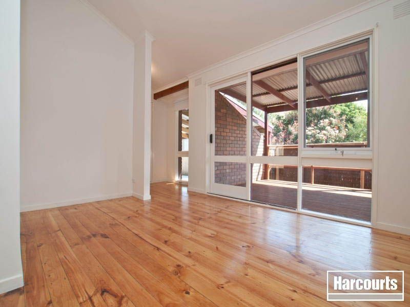 1/2 Limerwick Court, Frankston VIC 3199