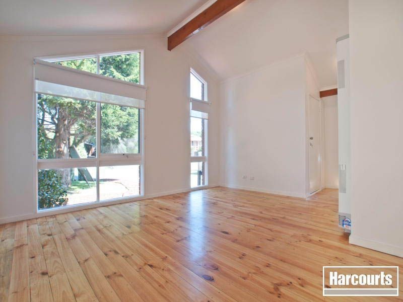 1/2 Limerwick Court, Frankston VIC 3199