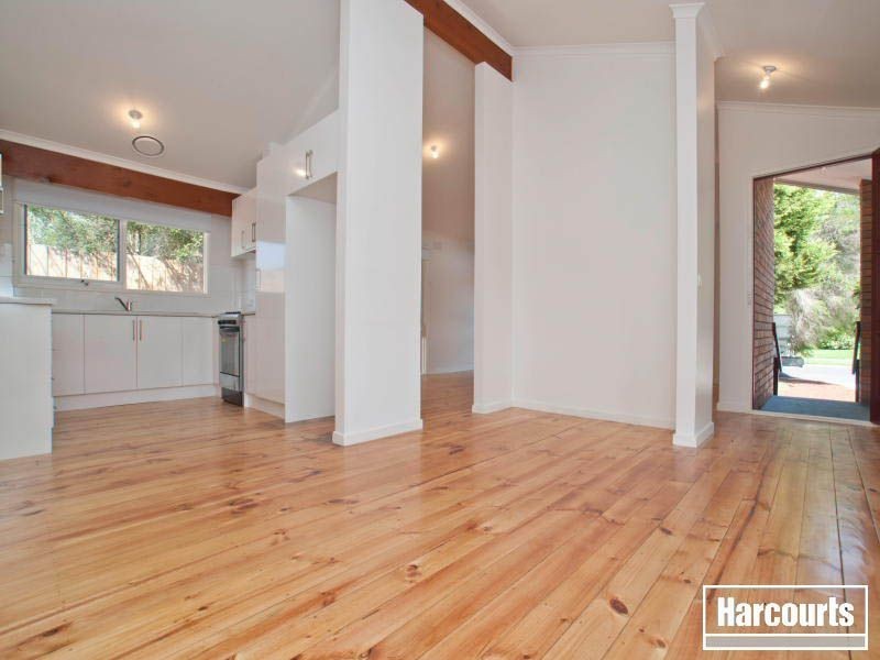 1/2 Limerwick Court, Frankston VIC 3199