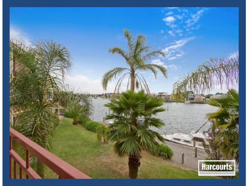 10/3 Inner Harbour Drive, Patterson Lakes VIC 3197