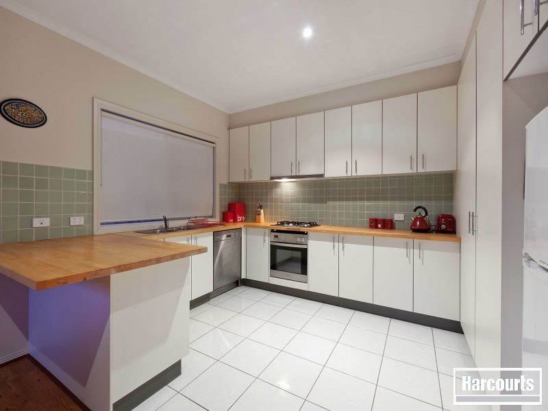 27 Royal Road, Bonbeach VIC 3196