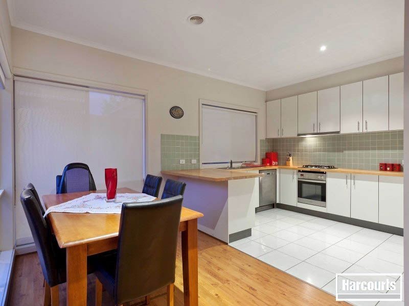 27 Royal Road, Bonbeach VIC 3196