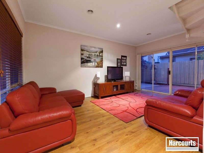 27 Royal Road, Bonbeach VIC 3196